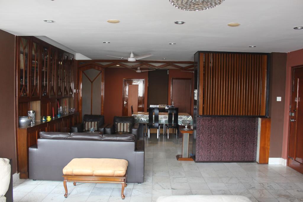 Service Apartments, Park Street, Calcutta מראה חיצוני תמונה